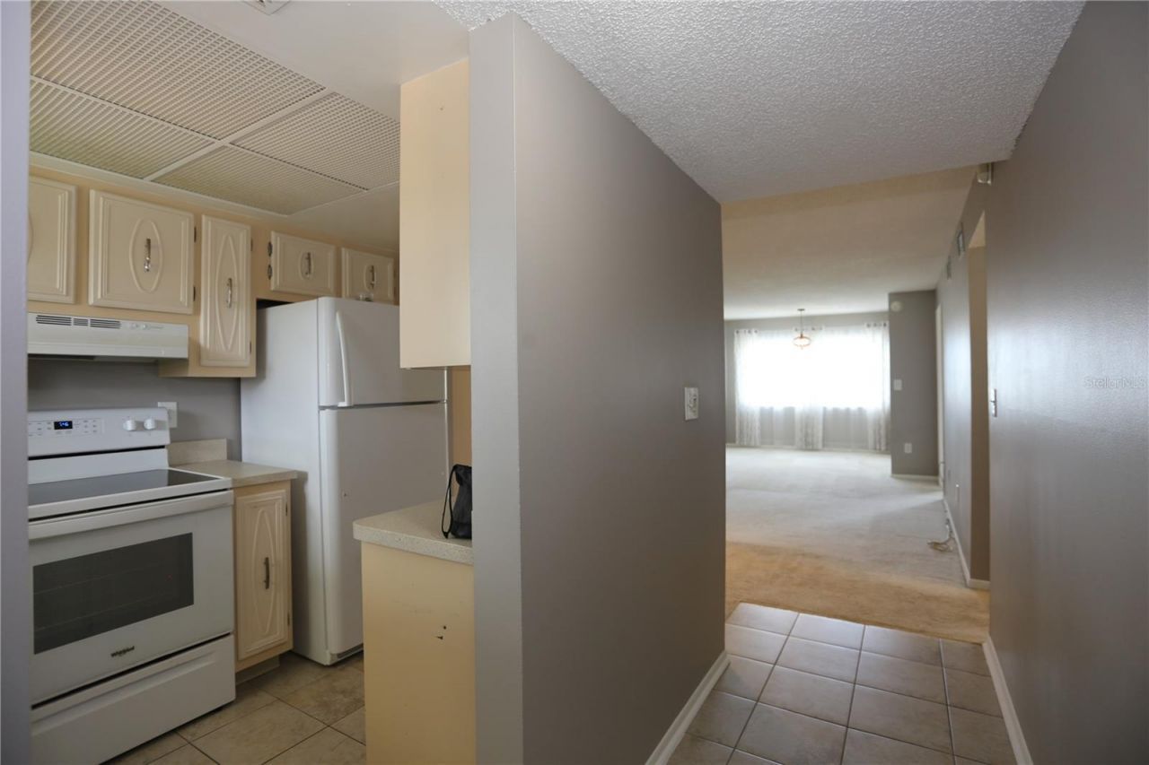 801 83rd Avenue N, Unit 309, Saint Petersburg, FL 33702 Photo