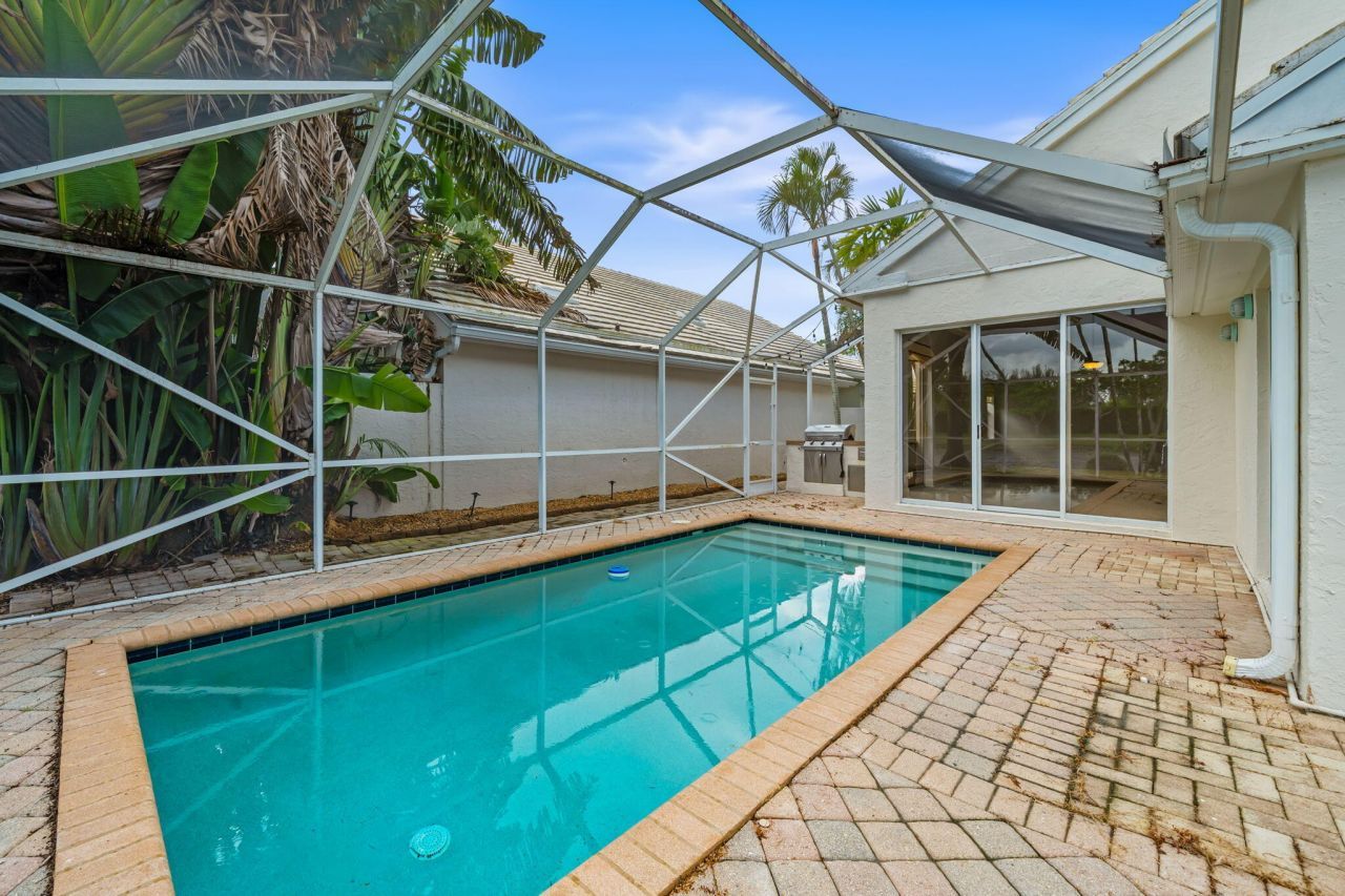 9190 Heathridge Drive, West Palm Beach, FL 33411 Photo