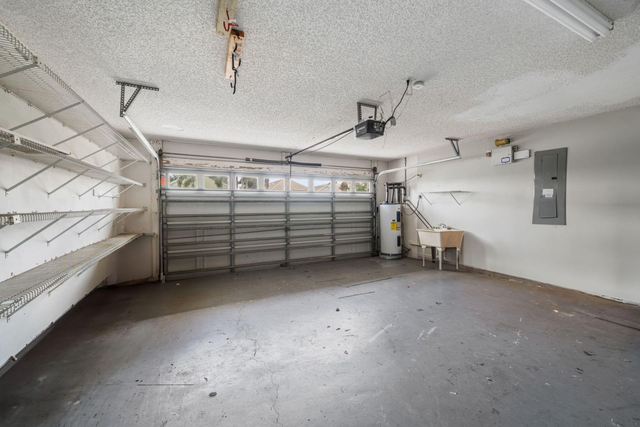 9190 Heathridge Drive, West Palm Beach, FL 33411 Photo