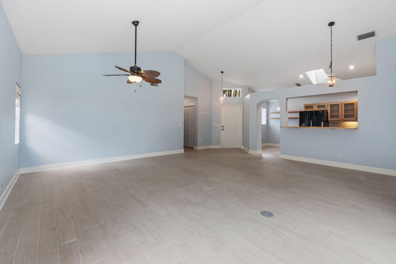 9190 Heathridge Drive, West Palm Beach, FL 33411 Photo