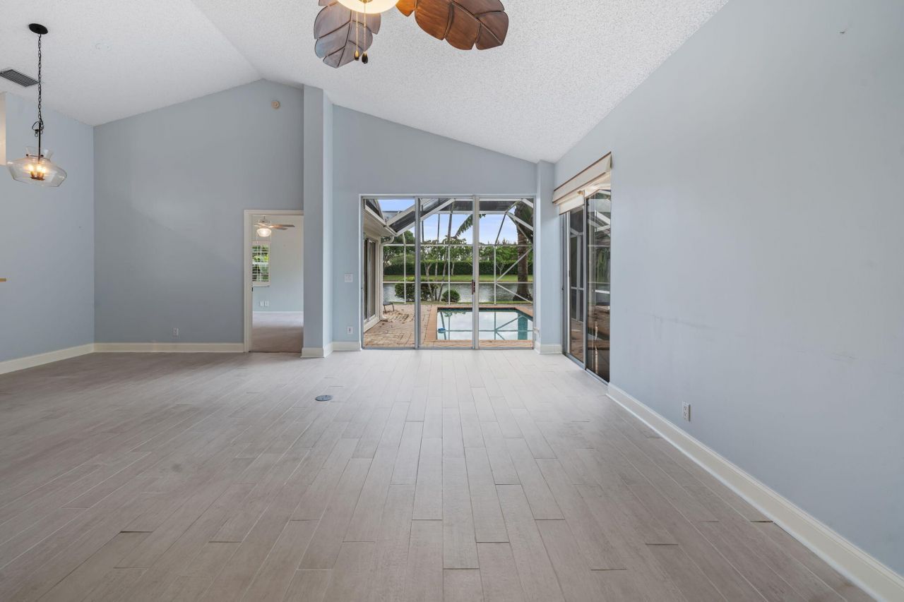 9190 Heathridge Drive, West Palm Beach, FL 33411 Photo