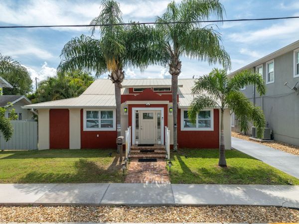 2100 Vernon Place, Melbourne, FL 32901