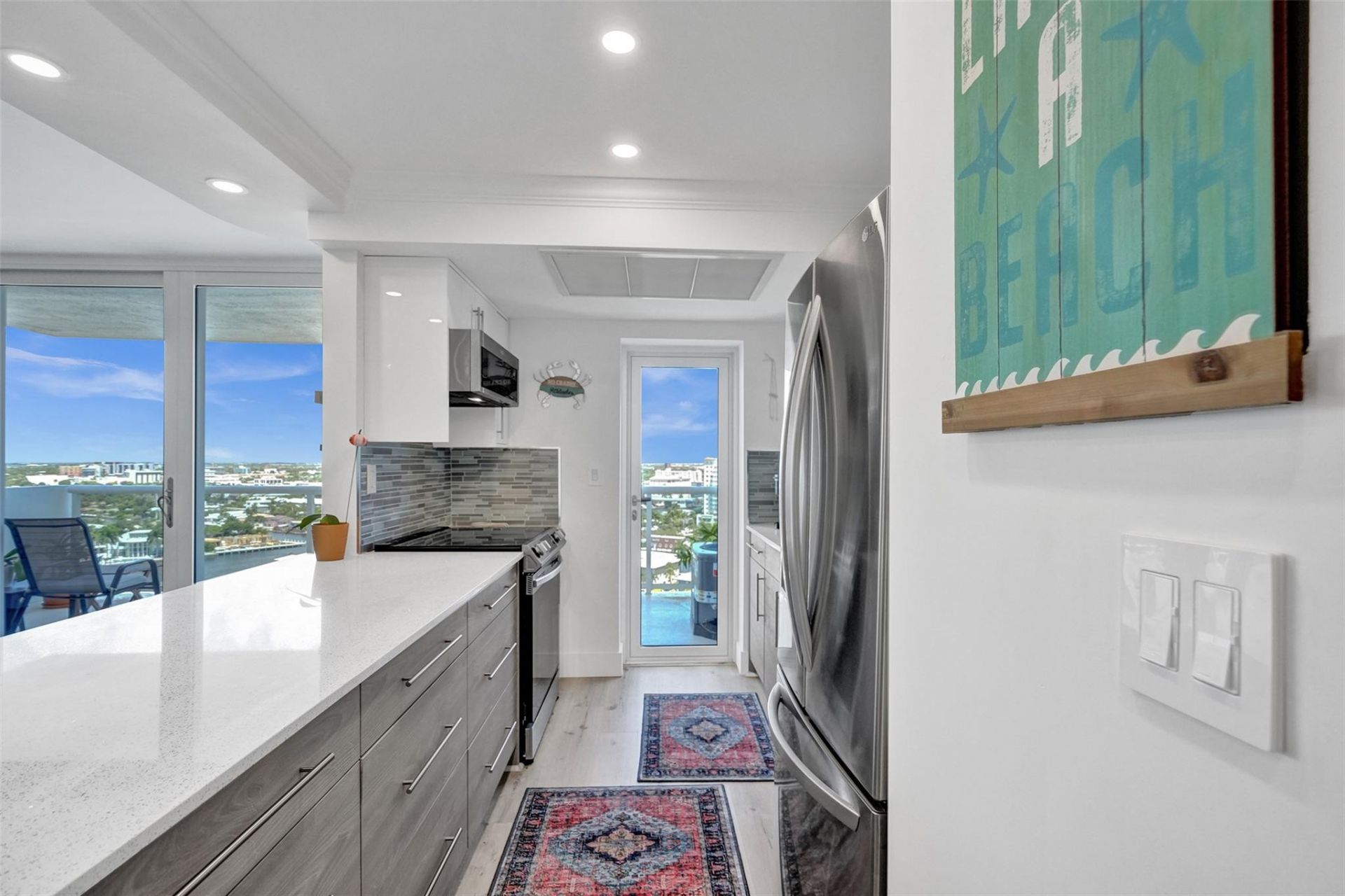 2715 N Ocean Boulevard, Unit 17F, Fort Lauderdale, FL 33308 Photo