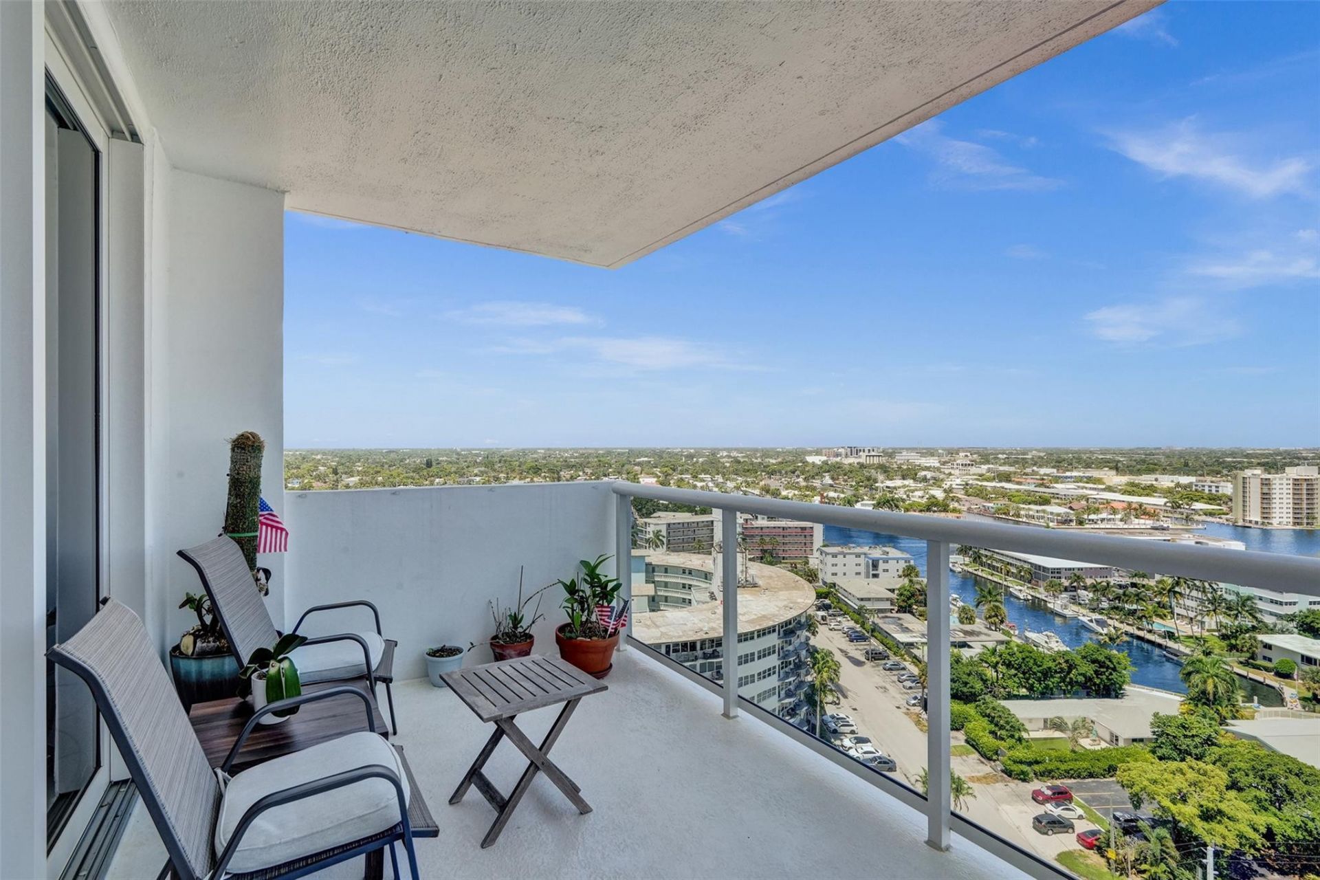 2715 N Ocean Boulevard, Unit 17F, Fort Lauderdale, FL 33308 Photo