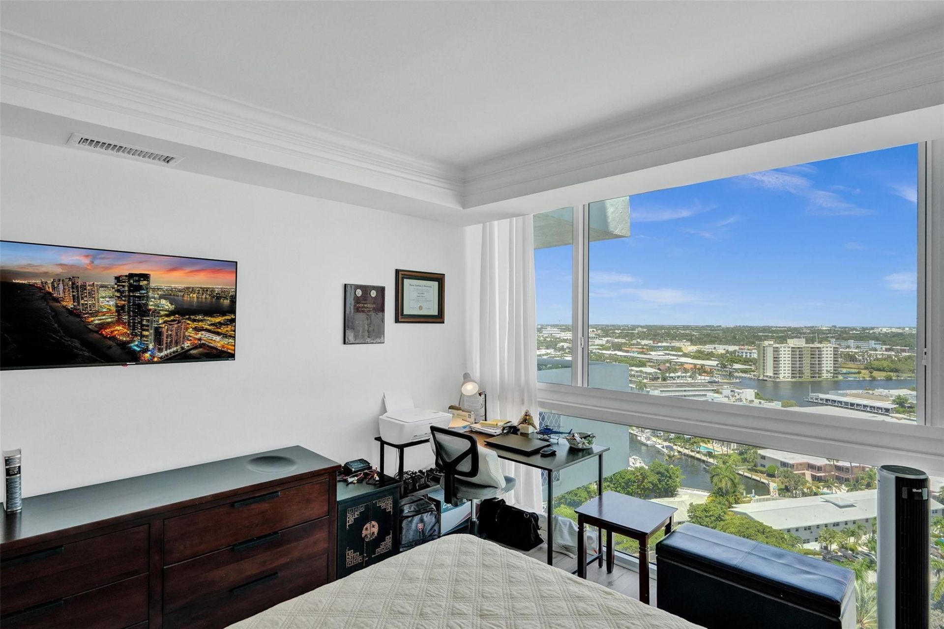 2715 N Ocean Boulevard, Unit 17F, Fort Lauderdale, FL 33308 Photo