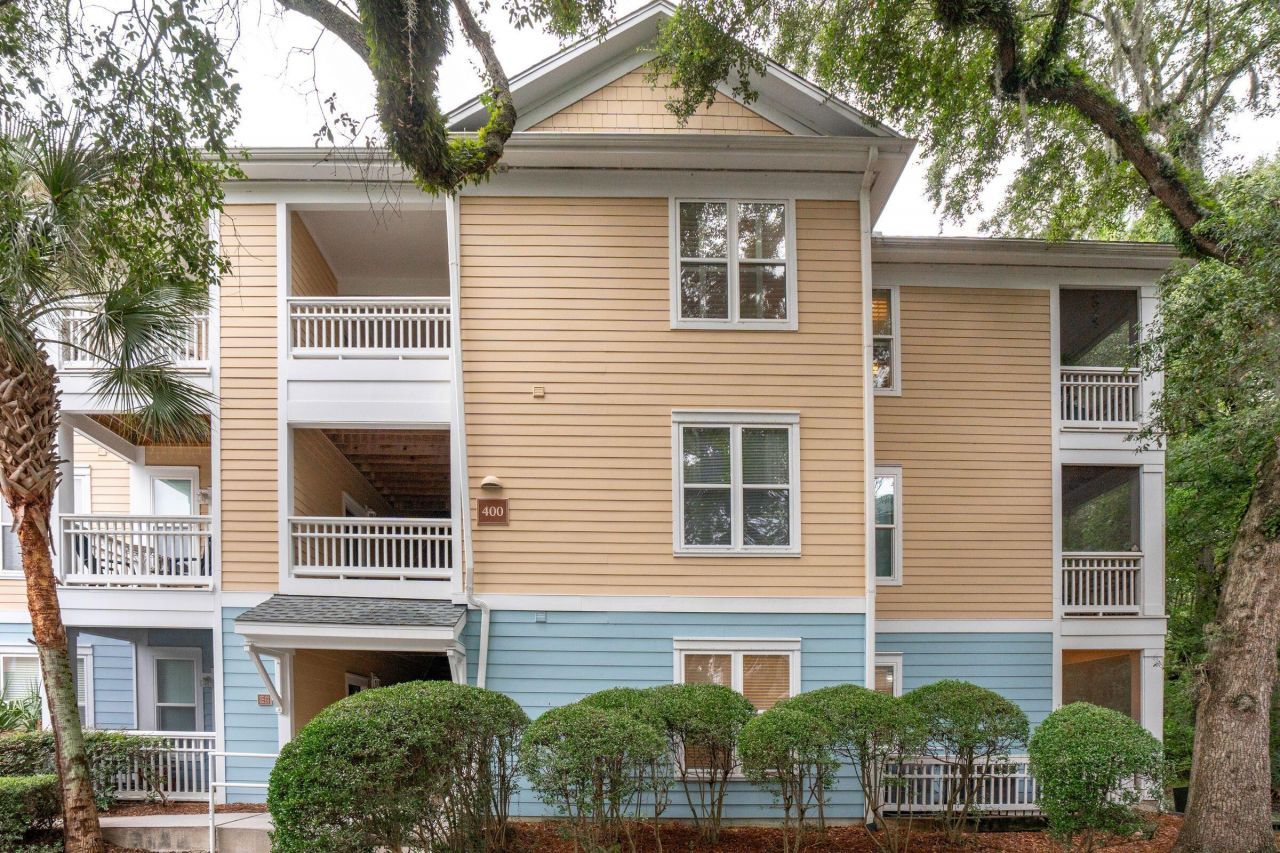 400 Bucksley Lane Photo 3