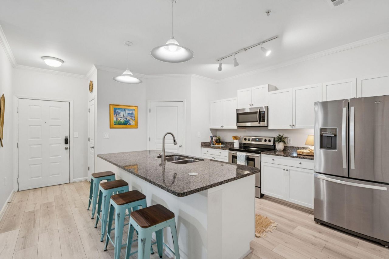 400 Bucksley Lane Photo 8