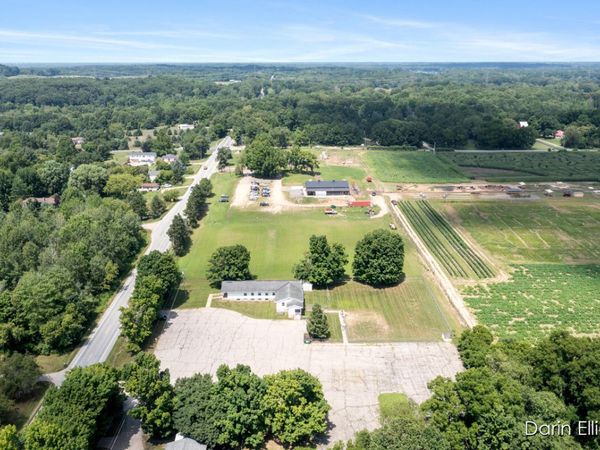 8546 Whitneyville Avenue SE, Alto, MI 49302