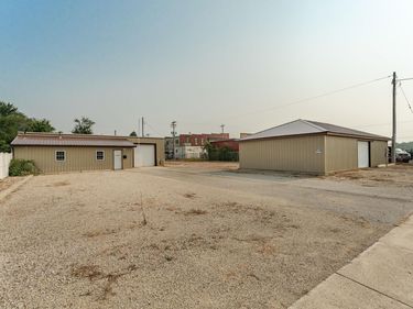 1007 3rd Avenue NE, Austin, MN 55912