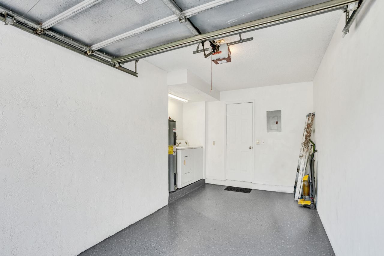 12 Via De Casas Sur, Unit 101, Boynton Beach, FL 33426 Photo