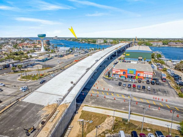 54 SE Miracle Strip Parkway, Fort Walton Beach, FL 32548