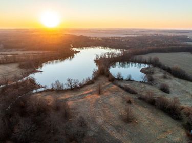 0000 CR 371 N/A, Bosworth, MO 64623