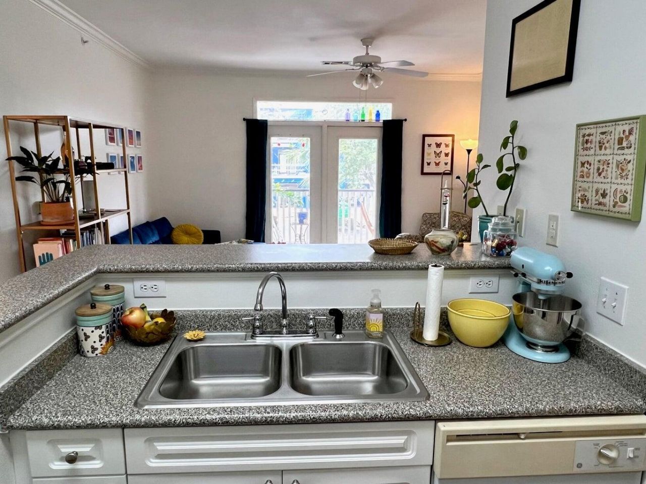 130 River Landing Drive Photo 5