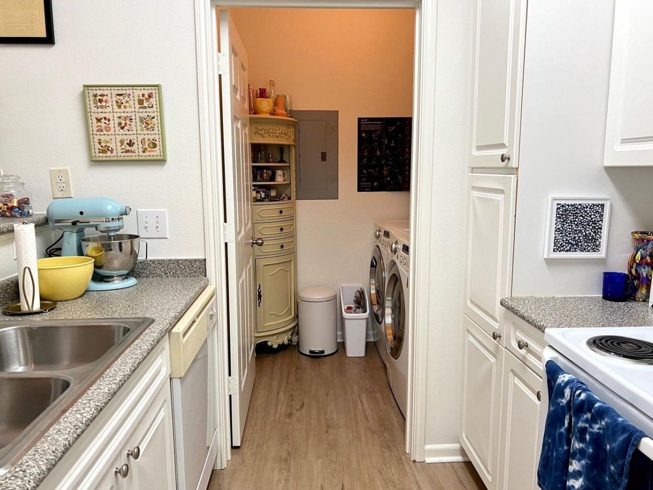 130 River Landing Drive Photo 6