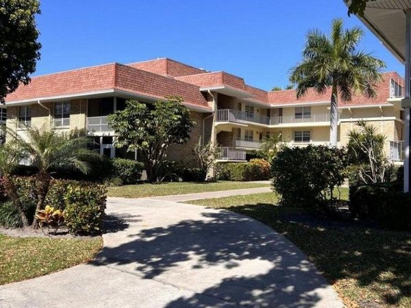 5580 S Tamberlane Circle, Unit 235, Palm Beach Gardens, FL 33418