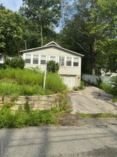 157 Tanglewylde Road, Lake Peekskill, NY 10537 Main Photo