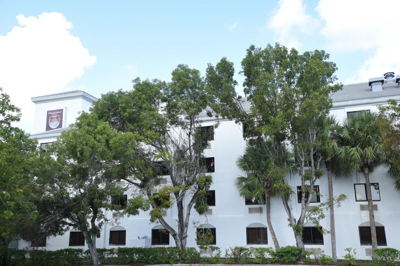 7051 N Seacrest Boulevard, Lantana, FL 33462 Photo