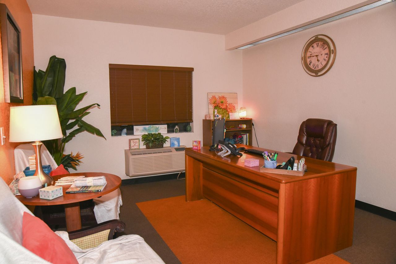 7051 Seacrest Boulevard, Lake Worth, FL 33462 Photo