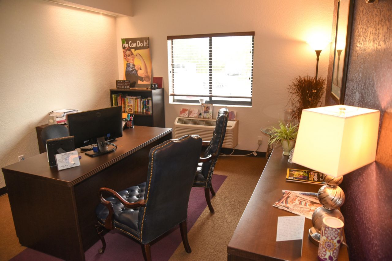 7051 Seacrest Boulevard, Lake Worth, FL 33462 Photo