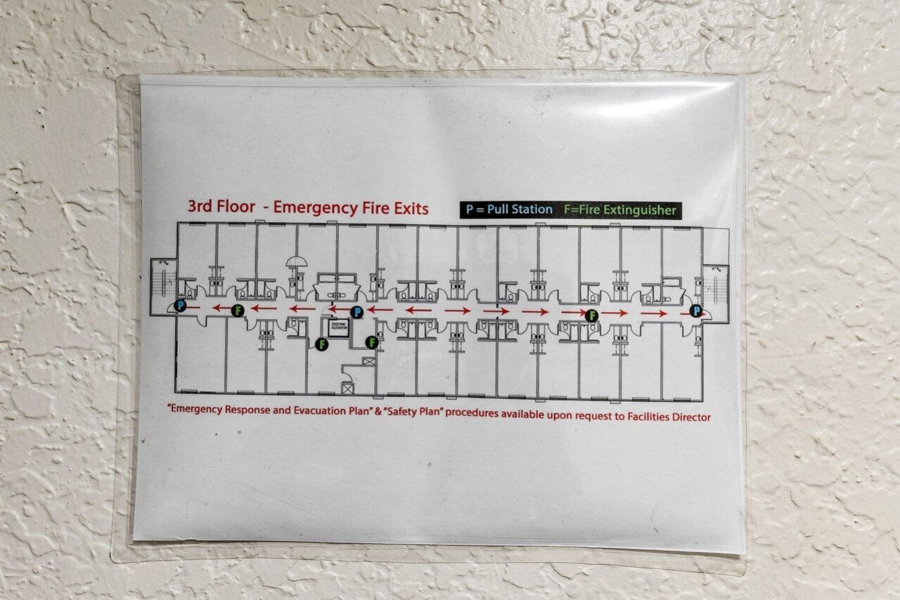 7051 Seacrest Boulevard, Lake Worth, FL 33462 Photo