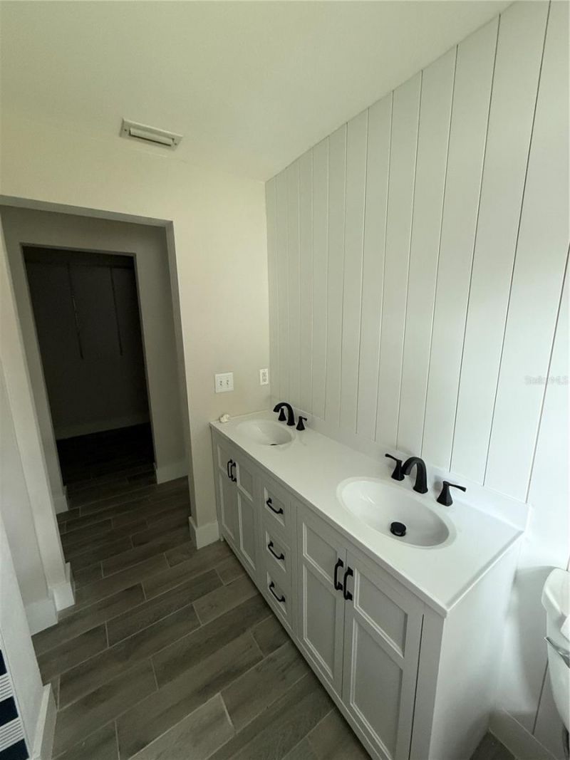 1950 Arvis Circle W, Clearwater, FL 33764 Photo