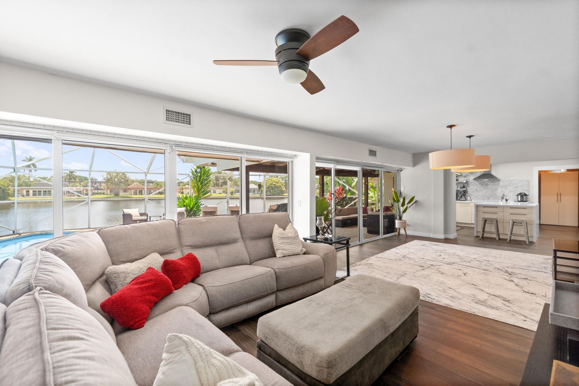 6106 Royal Poinciana Lane, Tamarac, FL 33319 Photo