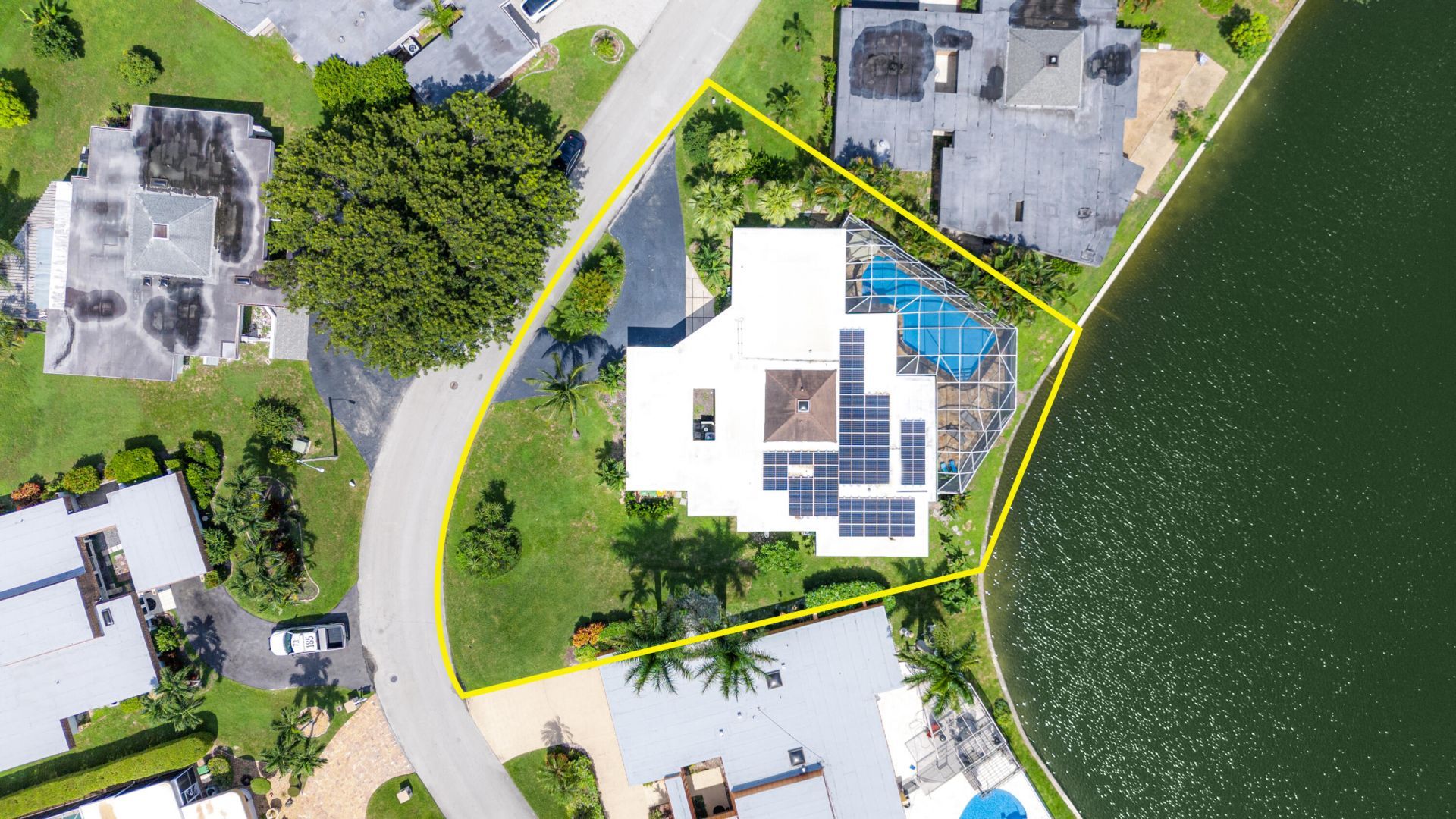 6106 Royal Poinciana Lane, Tamarac, FL 33319 Photo