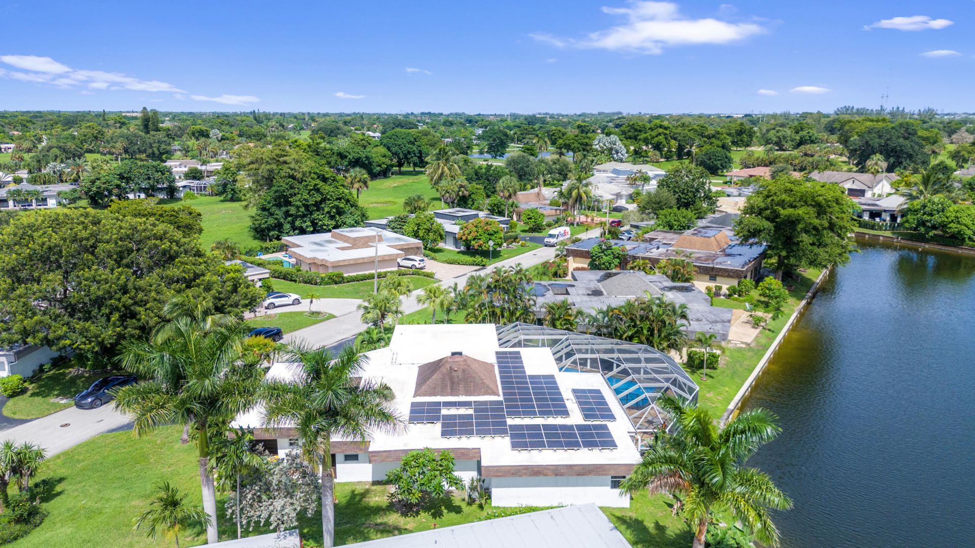 6106 Royal Poinciana Lane, Tamarac, FL 33319 Photo