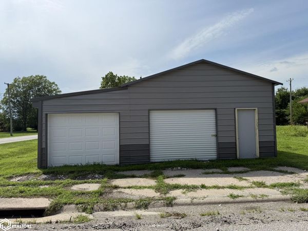 701 3Rd Street, Nodaway, IA 50857