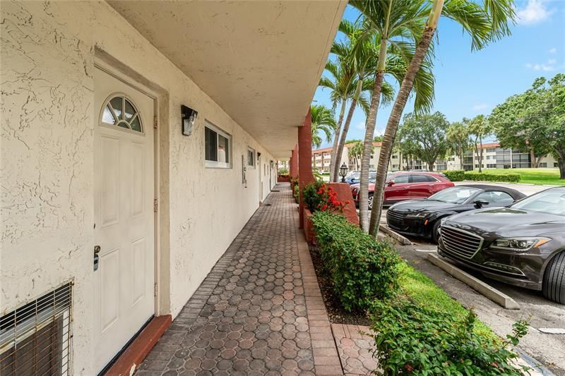 411 S Hollybrook Drive, Unit 109, Pembroke Pines, FL 33025 Photo