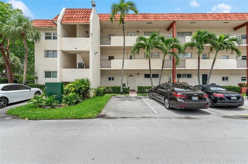411 S Hollybrook Drive, Unit 109, Pembroke Pines, FL 33025 Photo