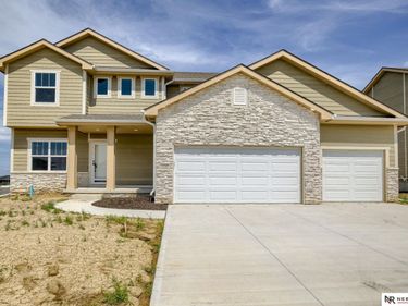 11906 Horizon Street, Papillion, NE 68046