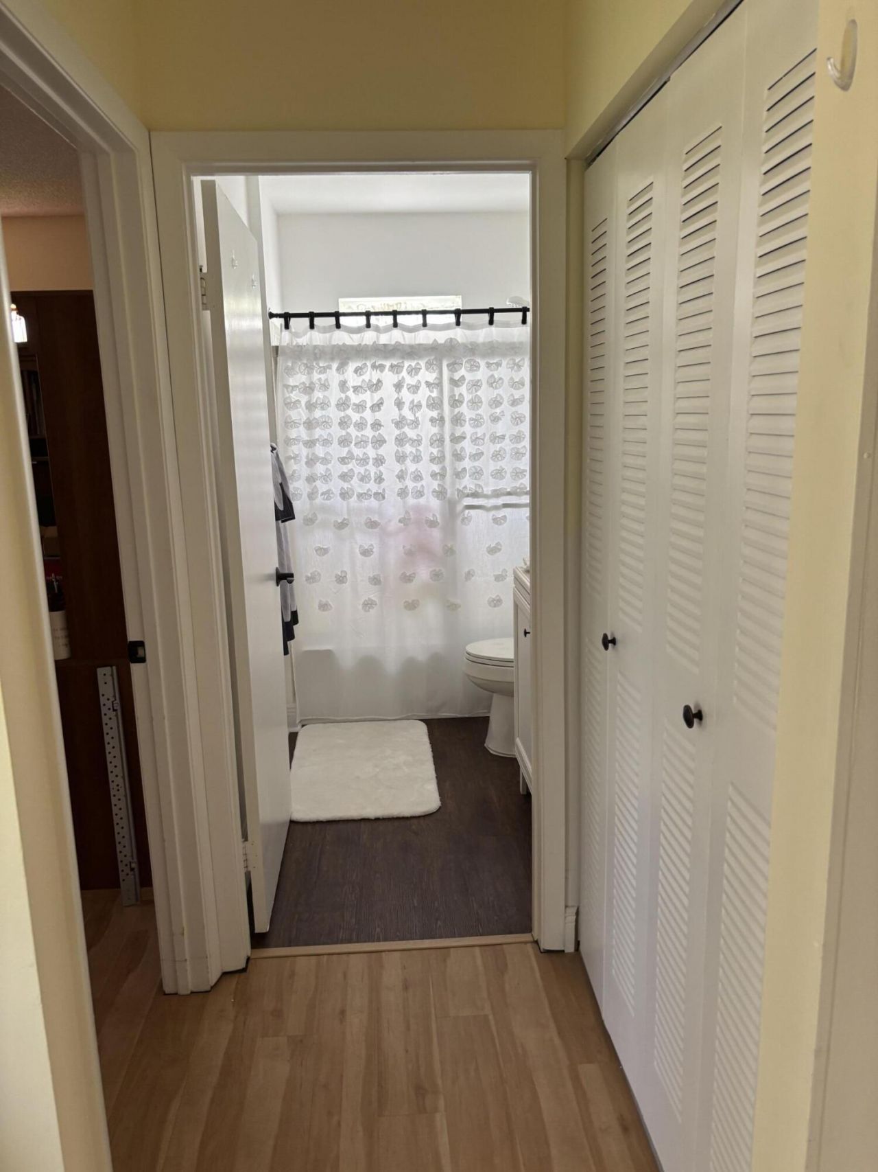 143 Lake Susan Drive, West Palm Beach, FL 33411 Photo