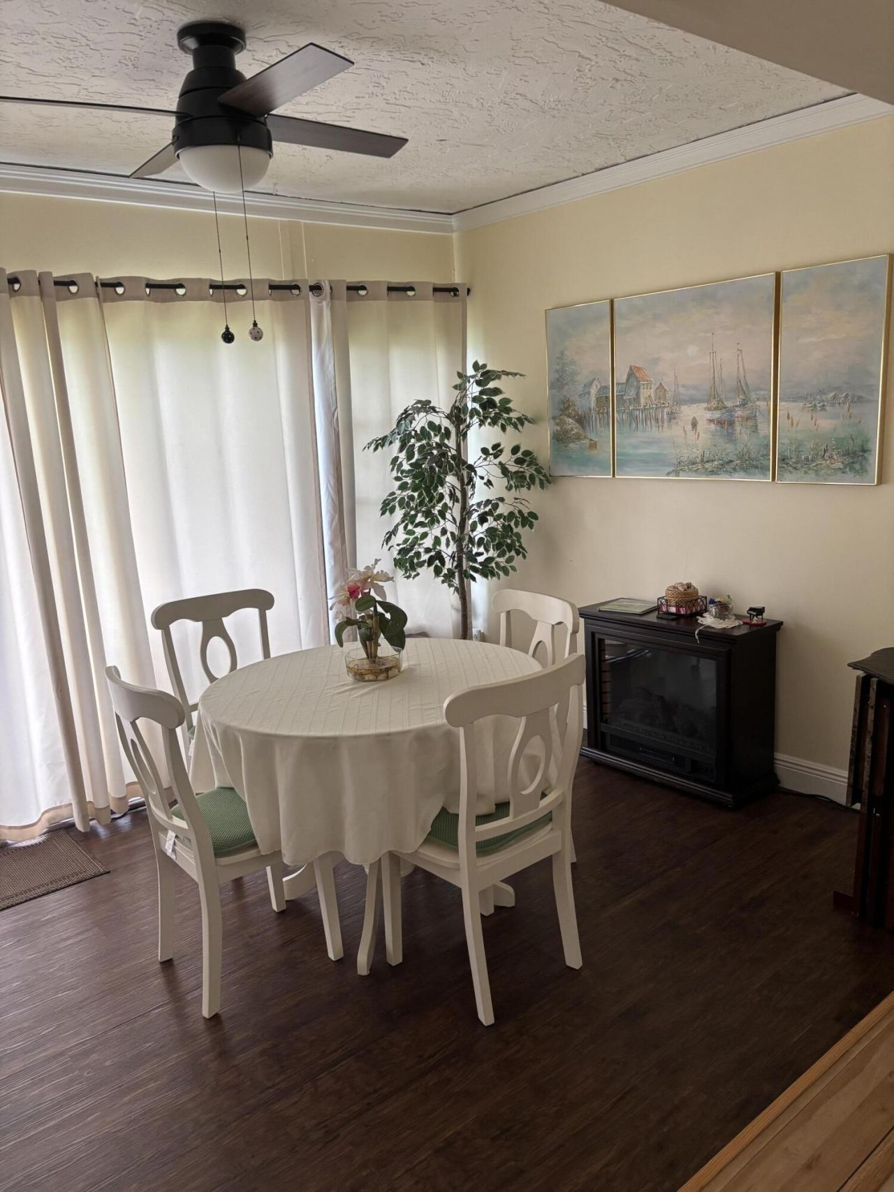 143 Lake Susan Drive, West Palm Beach, FL 33411 Photo