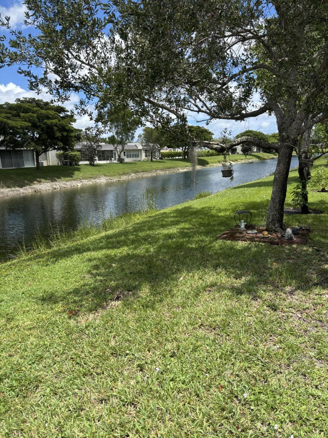 143 Lake Susan Drive, West Palm Beach, FL 33411 Photo