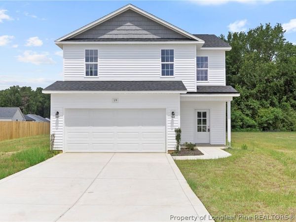 19 Chariot Circle, Lumber Bridge, NC 28357