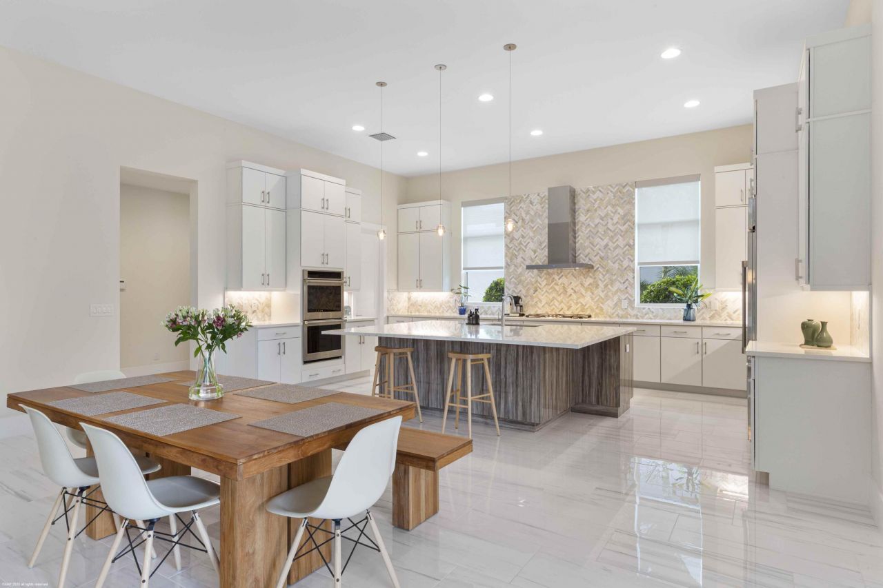 9372 Coral Isles Circle, Palm Beach Gardens, FL 33412 Photo