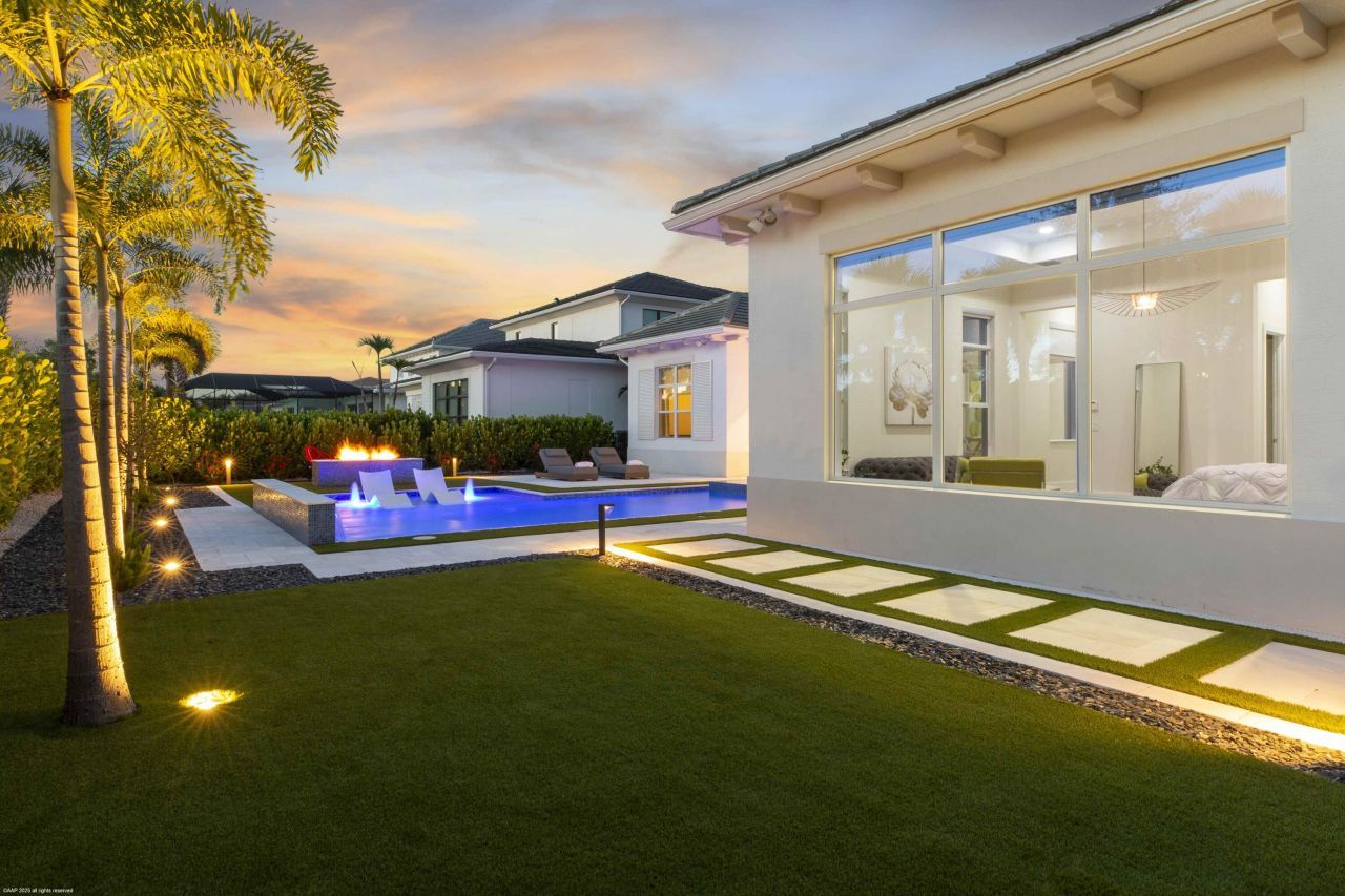 9372 Coral Isles Circle, Palm Beach Gardens, FL 33412 Photo