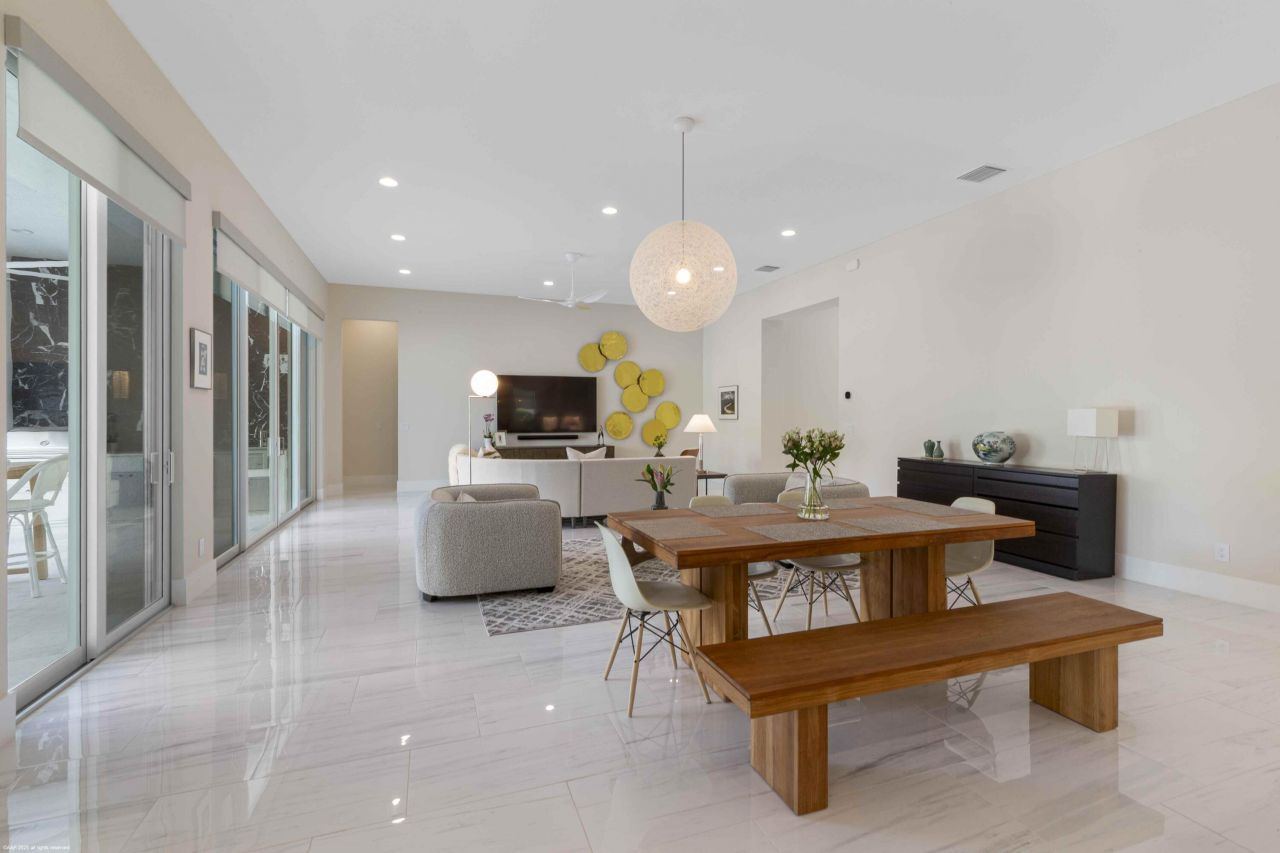 9372 Coral Isles Circle, Palm Beach Gardens, FL 33412 Photo