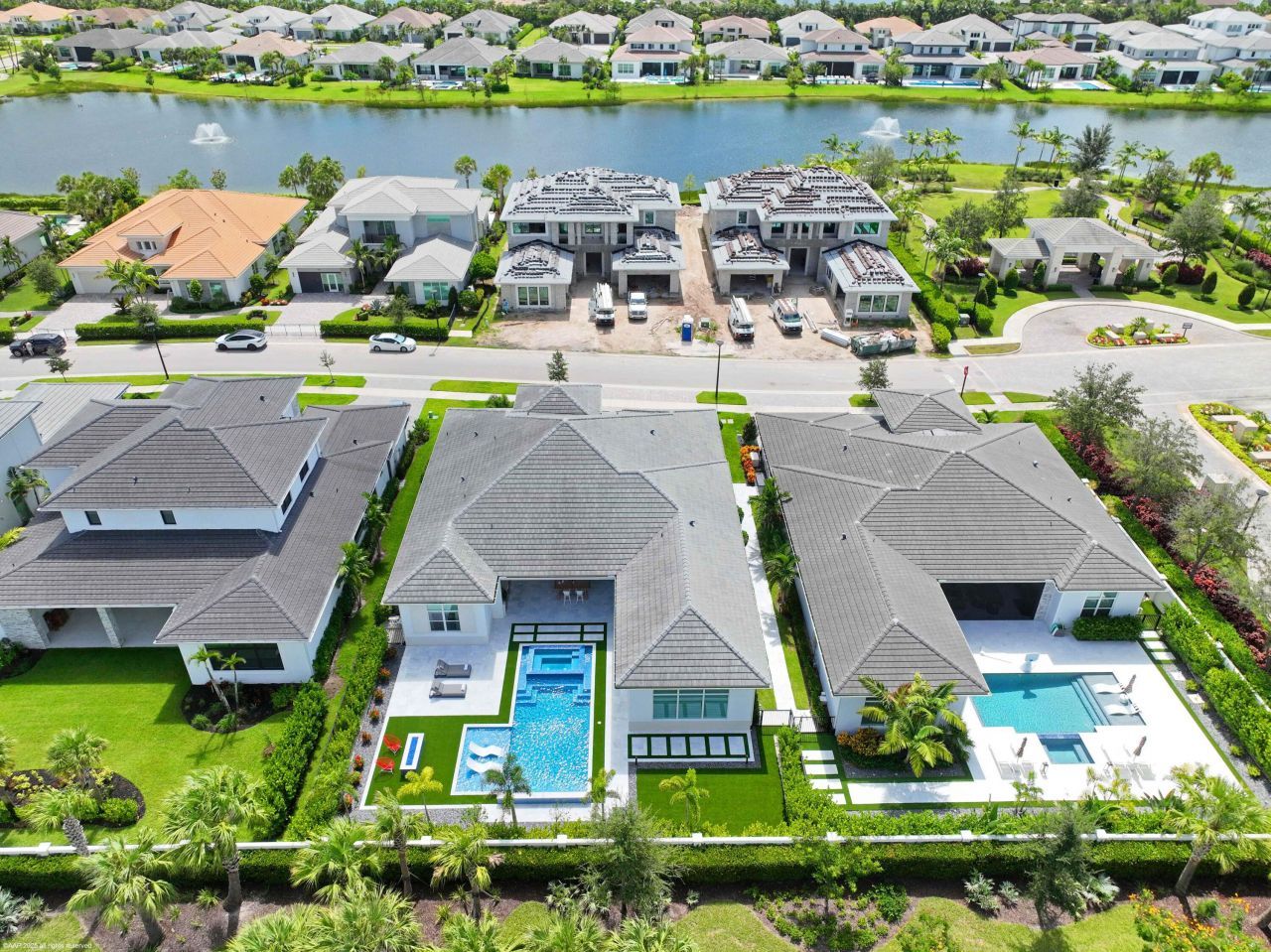 9372 Coral Isles Circle, Palm Beach Gardens, FL 33412 Photo