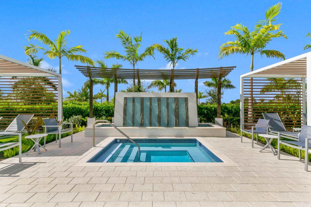 9372 Coral Isles Circle, Palm Beach Gardens, FL 33412 Photo