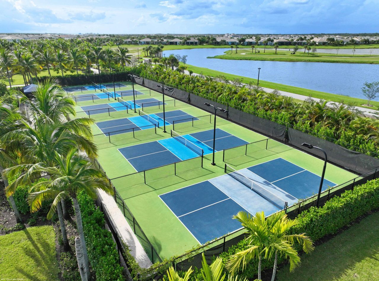 9372 Coral Isles Circle, Palm Beach Gardens, FL 33412 Photo