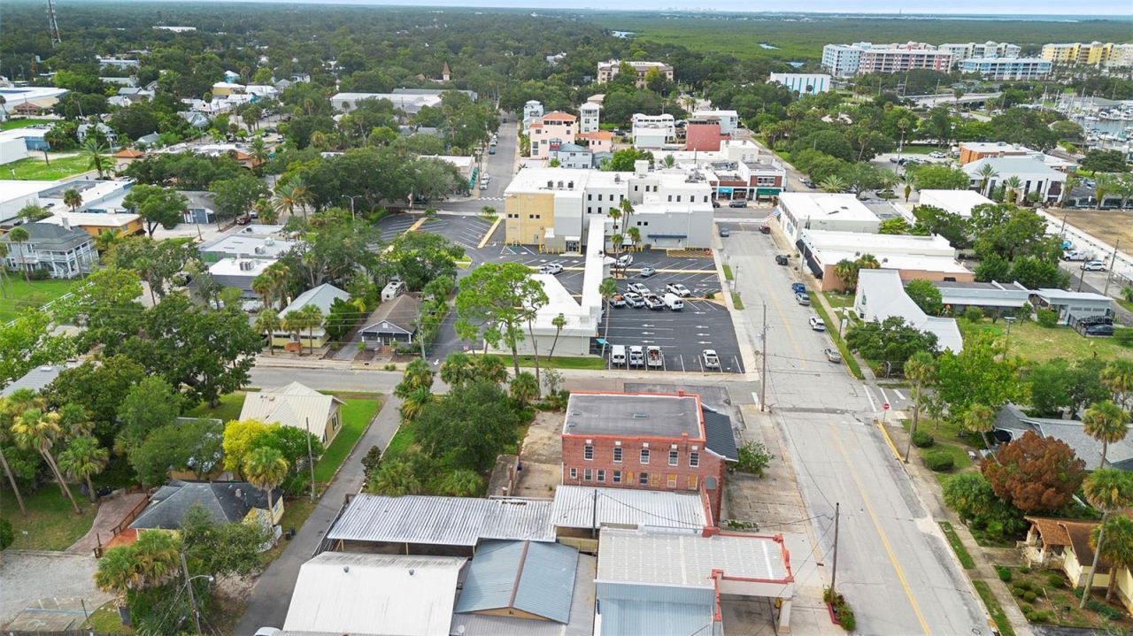 204 Magnolia Street, New Smyrna Beach, FL 32168 Photo