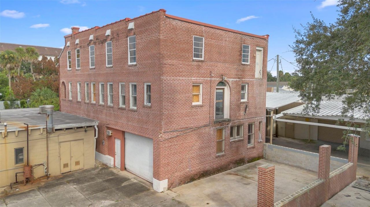 204 Magnolia Street, New Smyrna Beach, FL 32168 Photo