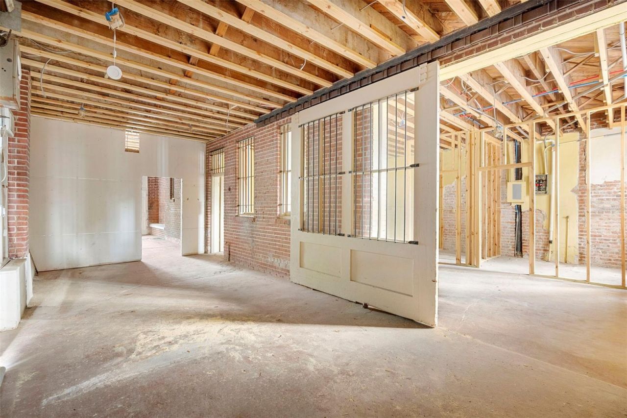 204 Magnolia Street, New Smyrna Beach, FL 32168 Photo