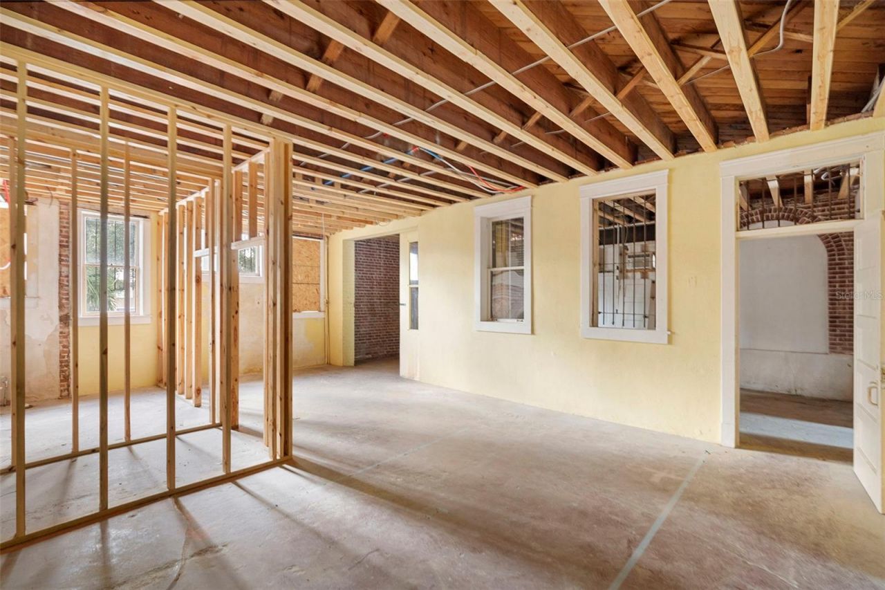 204 Magnolia Street, New Smyrna Beach, FL 32168 Photo