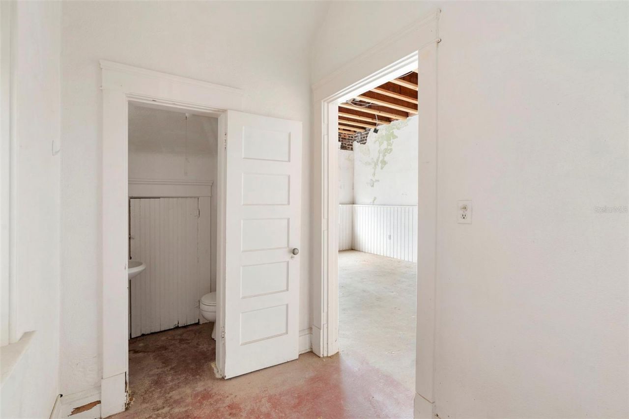 204 Magnolia Street, New Smyrna Beach, FL 32168 Photo