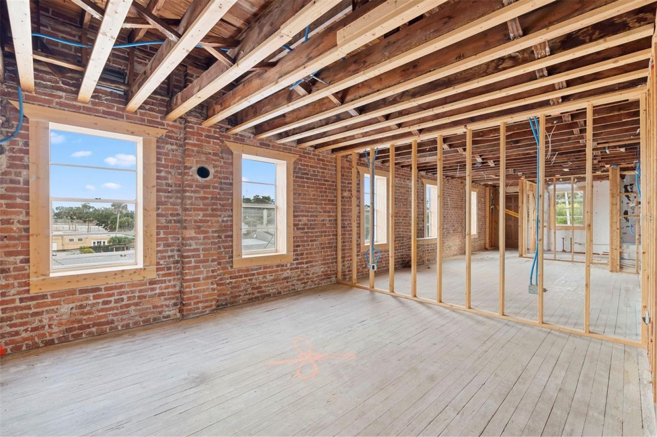 204 Magnolia Street, New Smyrna Beach, FL 32168 Photo