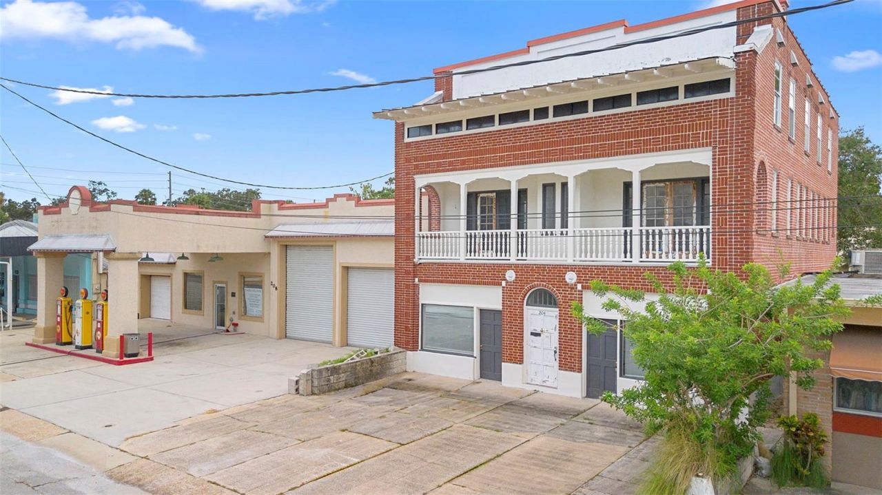 204 Magnolia Street, New Smyrna Beach, FL 32168 Photo