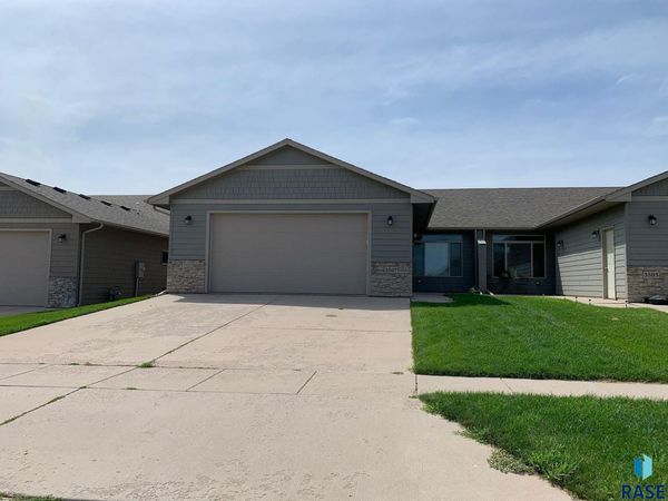 3507 E Chatham St, Sioux Falls, SD 57108